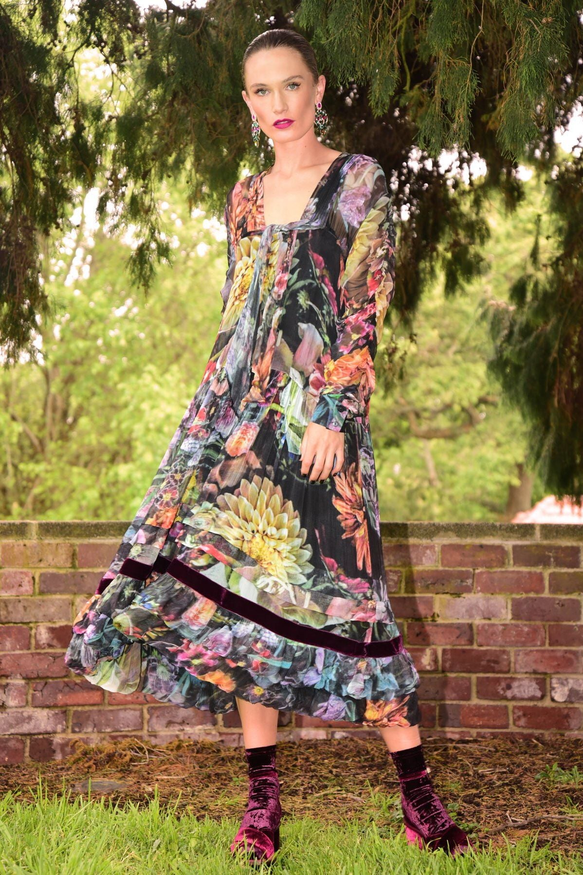 In Floral Company Dress - Dark Floral