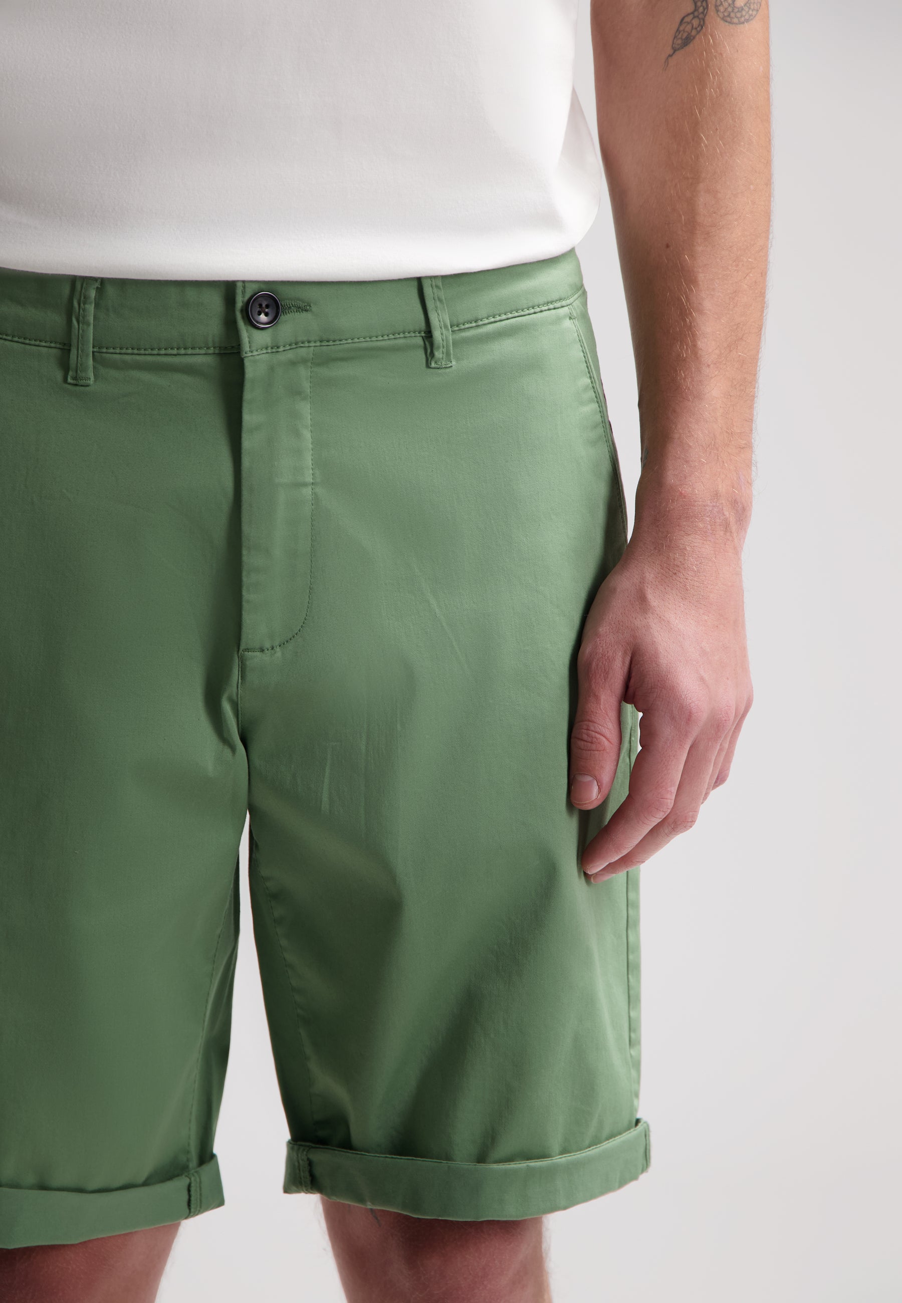 Charlie Shorts | Loden Frost